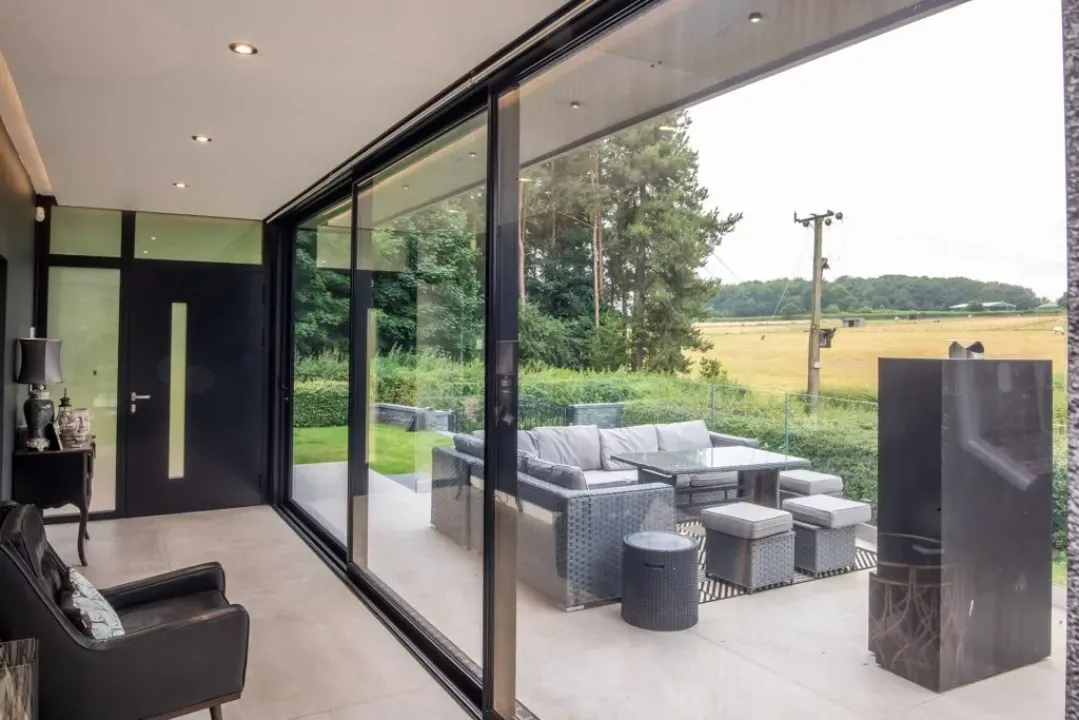 aluminium framed doors and windows