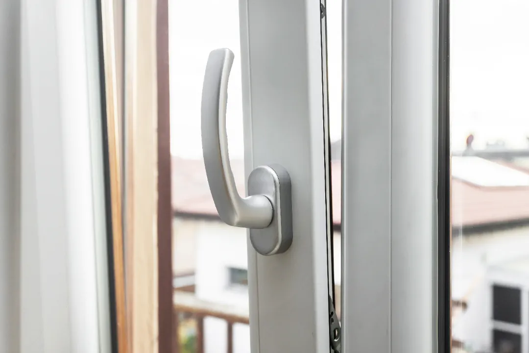 tilt and turn window handle